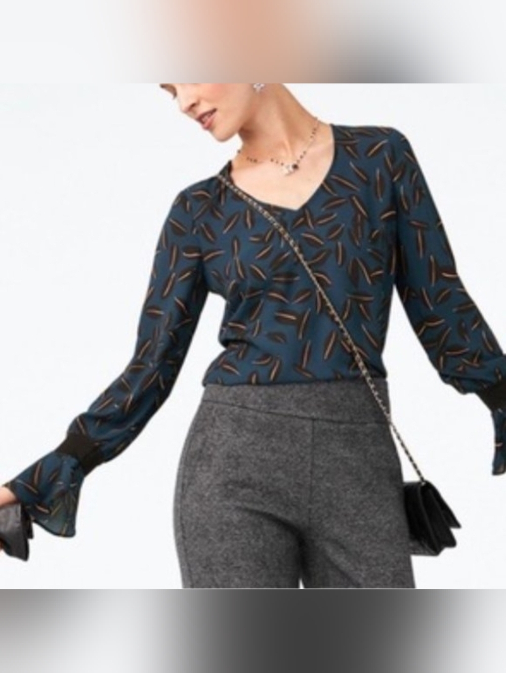 Cabi Kate Shadow Leaf Blouse 3763 Teal Black Women's Small S Bell Sleeves EUC